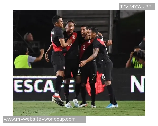 荷兰与秘鲁足球友谊赛精彩回顾及赛后分析 荷兰与秘鲁足球友谊赛精彩回顾及赛后分析